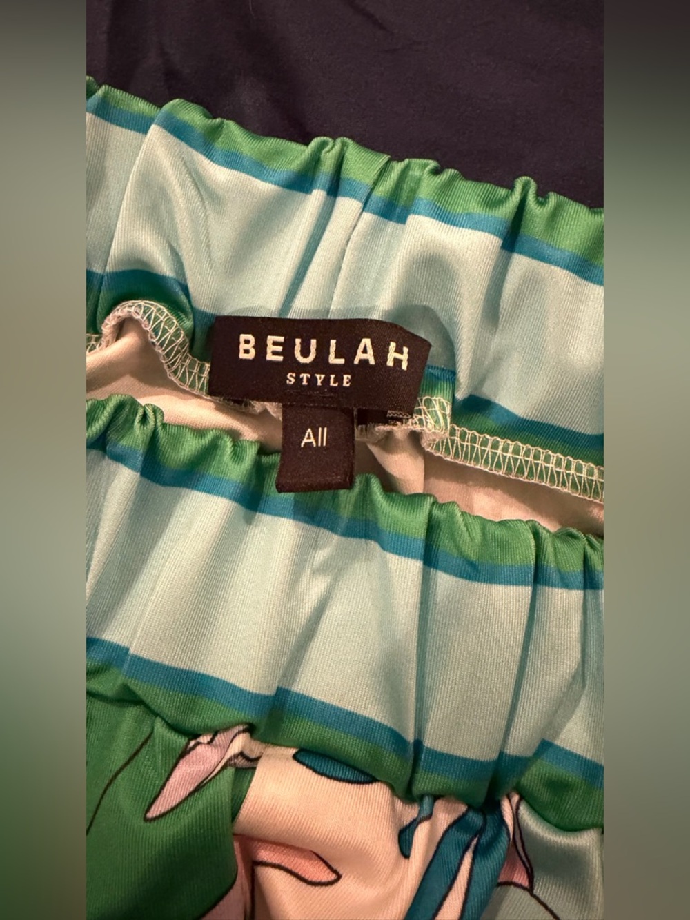 Island 🏝️ Girl Beulah Two Piece Set ONE SIZE (fits sizes 4-12) - Picture 15 of 17